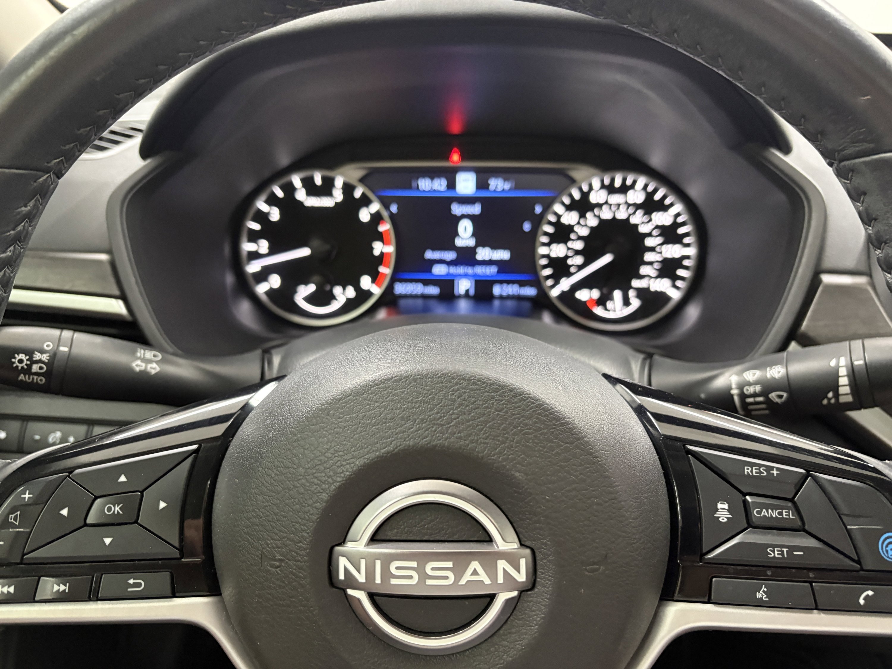 Used 2023 Nissan Altima 2.5 SV w/ SV Premium Package FWD image 32