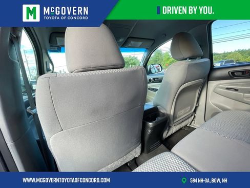 Used 2015 Toyota Tacoma 4x4 Double Cab w/ SR5 Package image 26