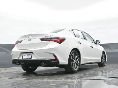 Used 2020 Acura ILX w/ Premium Package FWD image 38