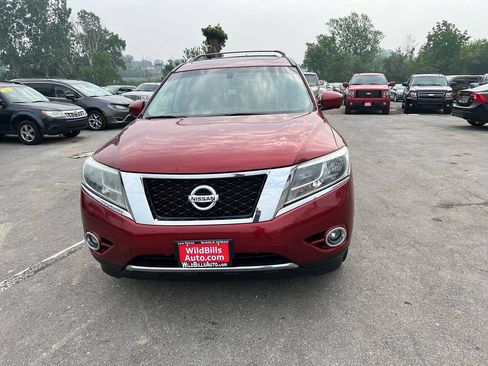 Used 2013 Nissan Pathfinder Platinum w/ Platinum Premium Pkg AWD/4WD image 3