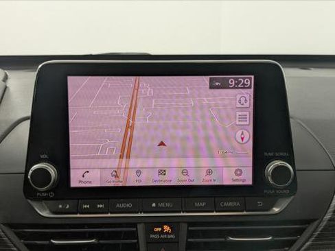 Used 2019 Nissan Altima 2.5 SL FWD image 32