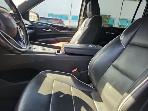 Used 2022 Cadillac Escalade ESV Sport image 25