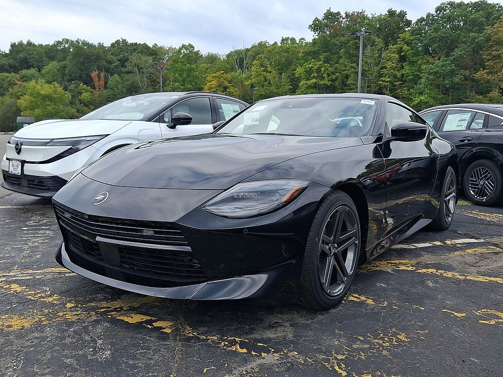 New 2027 Nissan Z Performance RWD image 2