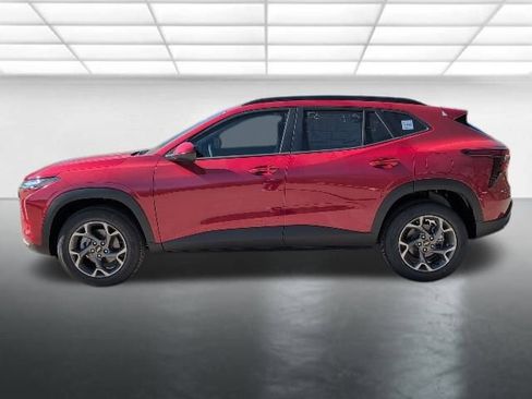 New 2026 Chevrolet Trax LT w/ Driver Confidence Package FWD image 25