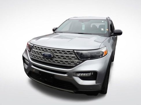 Used 2022 Ford Explorer Limited image 3