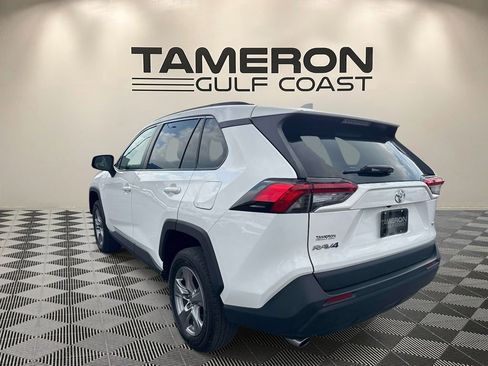 Used 2024 Toyota RAV4 XLE FWD image 5
