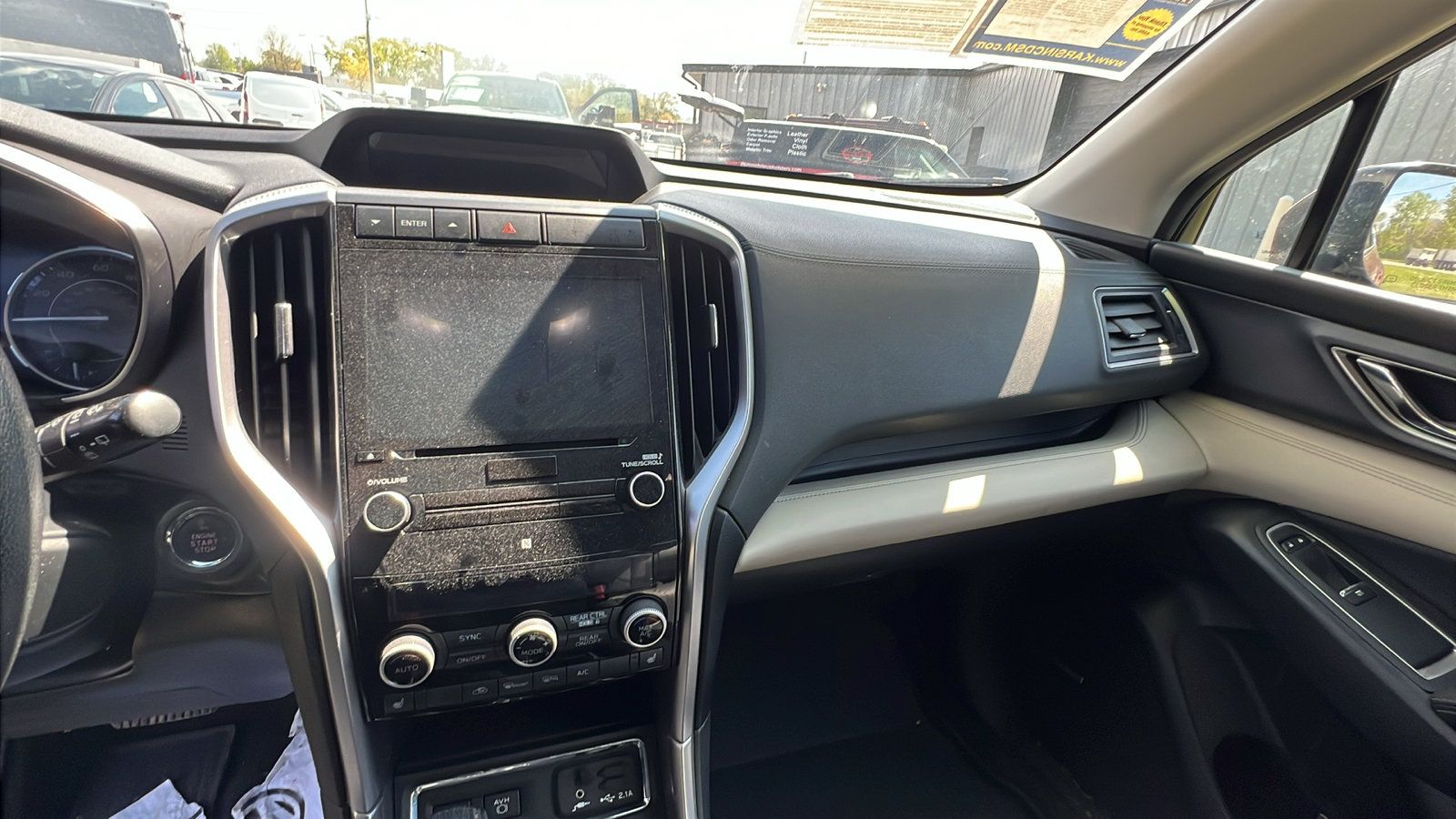 Used 2020 Subaru Ascent Limited w/ Technology Package AWD/4WD image 13