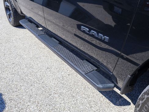 Used 2019 RAM 1500 Big Horn image 10