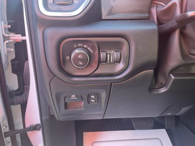 Used 2022 RAM 1500 Laramie AWD/4WD image 15