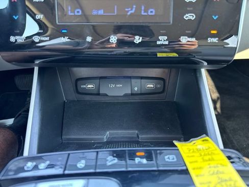 Used 2022 Hyundai Tucson Limited AWD/4WD image 28
