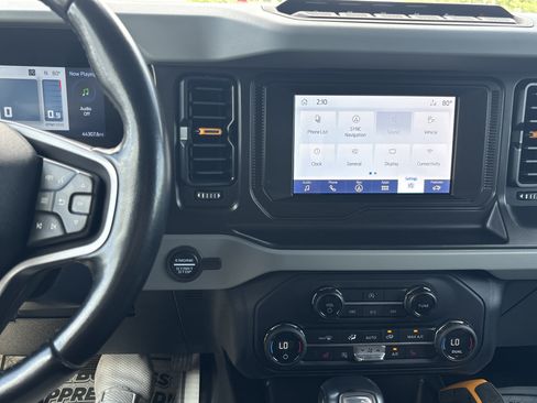 Certified 2021 Ford Bronco Badlands AWD/4WD image 9