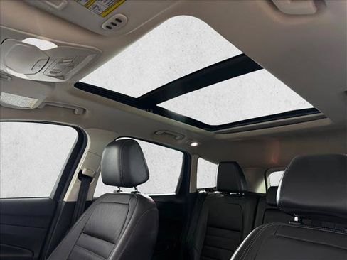 Used 2017 Ford Escape Titanium w/ Equipment Group 301A FWD image 2