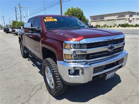 Used 2016 Chevrolet Silverado 2500 LTZ w/ Duramax Plus Package AWD/4WD image 2