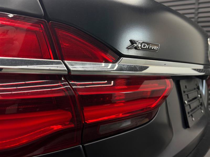 Used 2018 BMW 750i xDrive AWD/4WD image 20