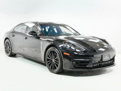 Certified 2022 Porsche Panamera 4 Executive AWD/4WD image 8