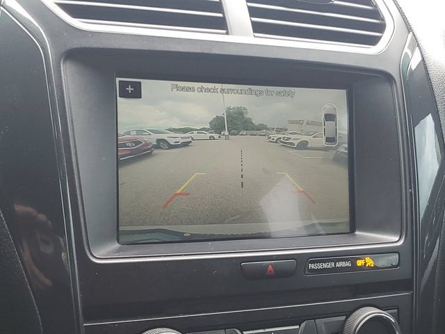 Used 2017 Ford Explorer XLT w/ Equipment Group 201A AWD/4WD image 28