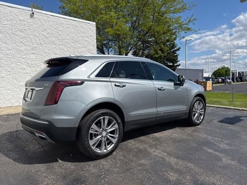 Used 2023 Cadillac XT5 Premium Luxury w/ LPO, Floor Liner Package AWD/4WD image 5