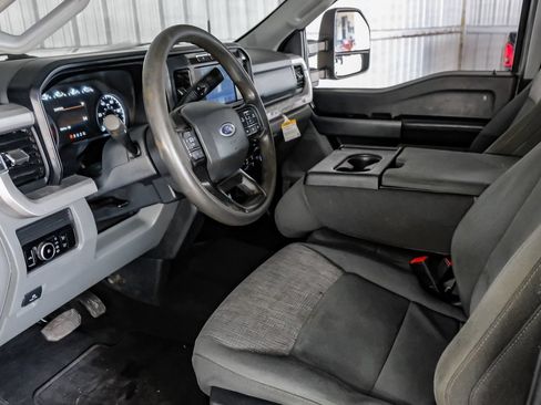 Used 2023 Ford F250 XLT AWD/4WD image 15
