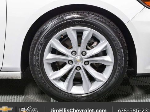 Used 2025 Chevrolet Malibu LT FWD image 35