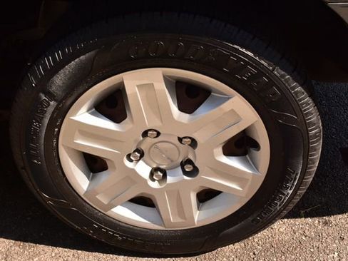 Used 2012 Dodge Grand Caravan American Value Package FWD image 39