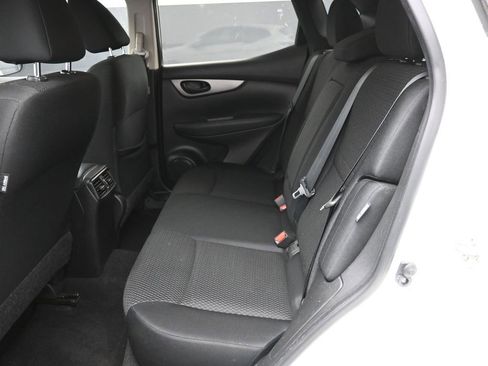 Used 2020 Nissan Rogue Sport S FWD image 7