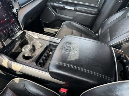 Used 2019 RAM 1500 Laramie AWD/4WD image 26