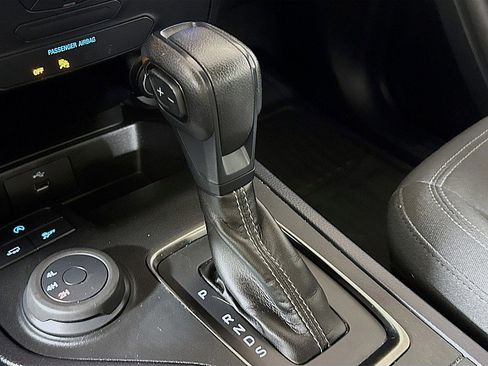 Used 2020 Ford Ranger XL w/ Equipment Group 101A Mid image 17