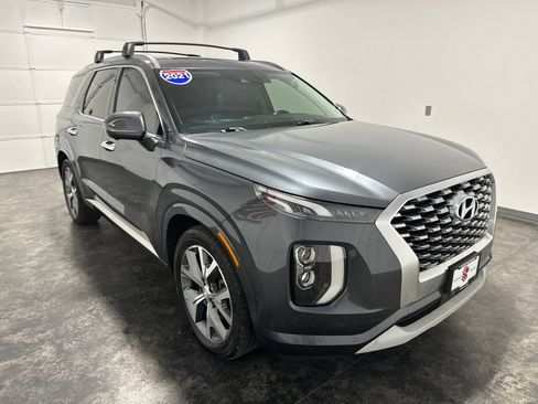 Used 2021 Hyundai Palisade Limited FWD image 3