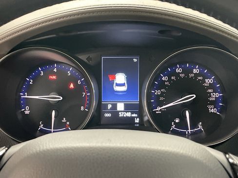 Used 2022 Toyota C-HR Limited FWD image 21