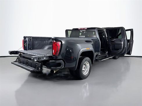 Used 2020 GMC Sierra 3500 Denali w/ Denali Ultimate Package image 27