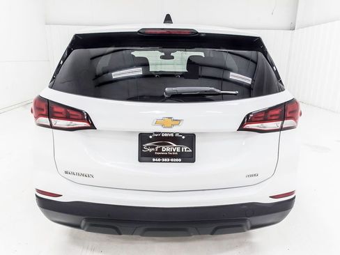 Used 2023 Chevrolet Equinox LS w/ LS Convenience Package image 6