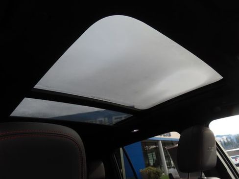 Used 2025 Chevrolet Traverse RS w/ LPO, Floor Liner Package image 50