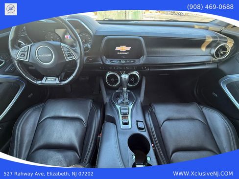 Used 2022 Chevrolet Camaro SS w/ Design Package 2 image 21