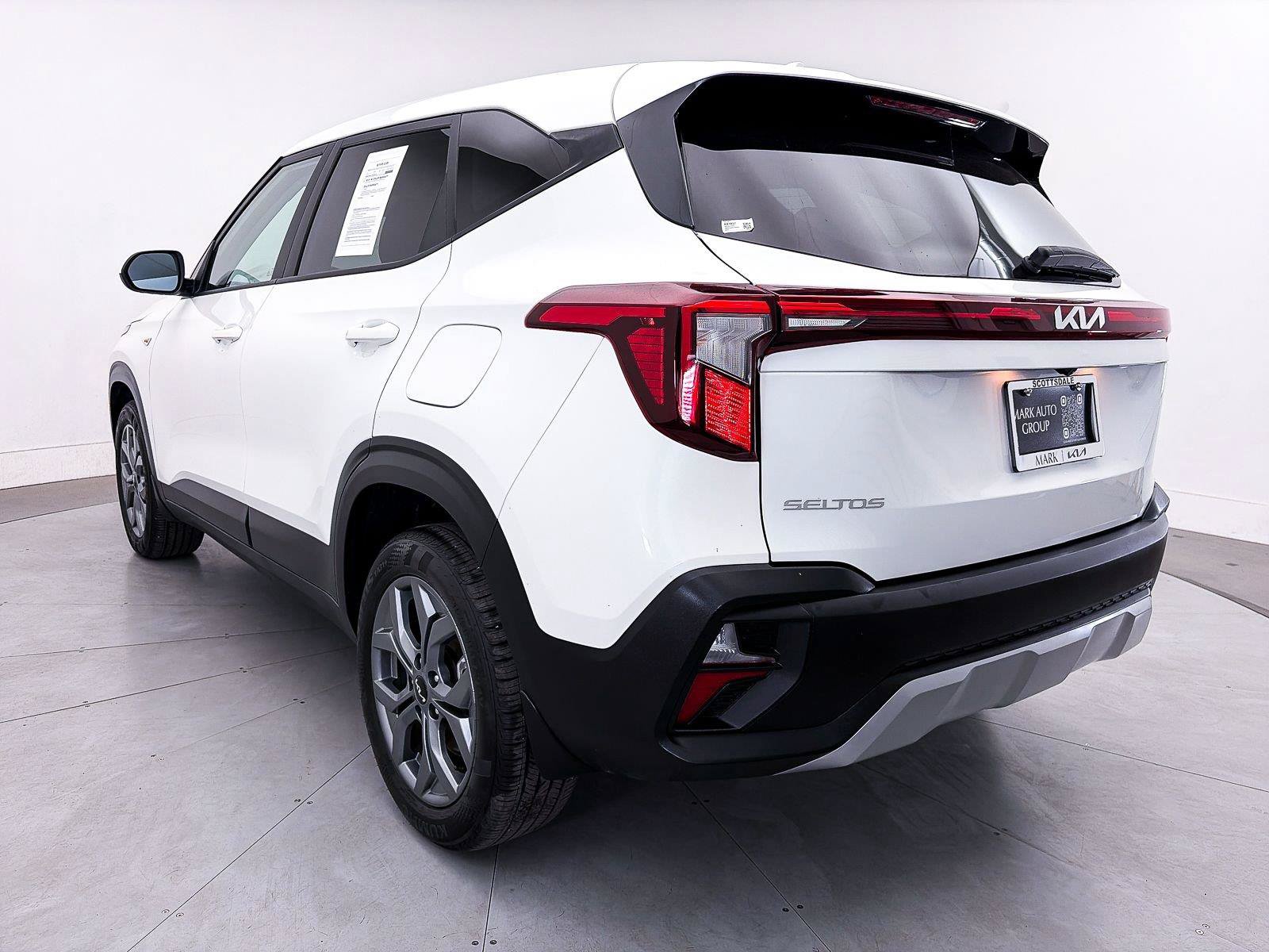 Used 2025 Kia Seltos LX AWD/4WD image 12