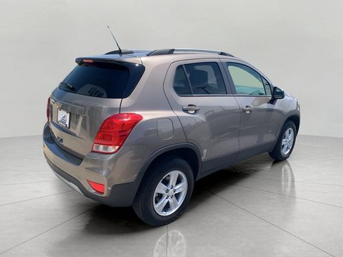 Used 2022 Chevrolet Trax LT w/ LT Convenience Package AWD/4WD image 7