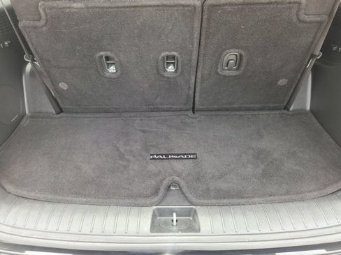 Used 2024 Hyundai Palisade Limited FWD image 31