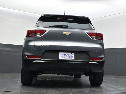 Used 2022 Chevrolet TrailBlazer LS w/ LPO, Blackout Package AWD/4WD image 36
