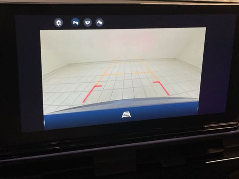 Used 2024 Honda Prologue Touring image 4