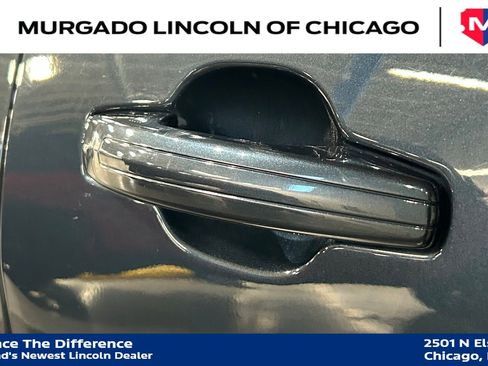 Used 2022 Lincoln Nautilus AWD image 13
