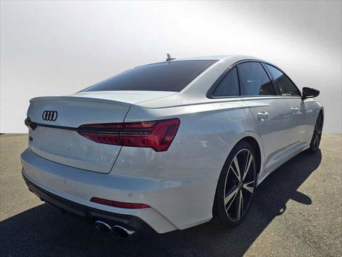 Used 2022 Audi S6 Premium Plus w/ Black Optic Package AWD/4WD image 3