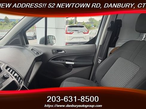 Used 2022 Ford Transit Connect XLT FWD image 12