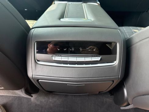 Used 2026 Cadillac Escalade ESV Platinum Sport w/ LPO, Floor Liner Package AWD/4WD image 16
