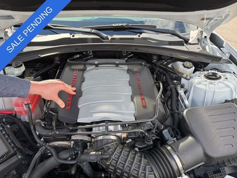 Used 2022 Chevrolet Camaro SS RWD image 13