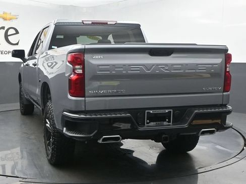 Used 2025 Chevrolet Silverado 1500 Custom Trail Boss AWD/4WD image 34