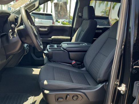 Used 2024 Chevrolet Silverado 1500 Custom w/ LPO, Dark Essentials Package AWD/4WD image 18