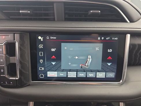 Used 2024 GMC Yukon Denali image 36