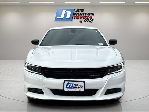 Used 2023 Dodge Charger SXT RWD image 2