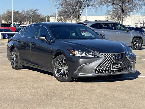 Used 2022 Lexus ES 350 w/ Premium Package image 2