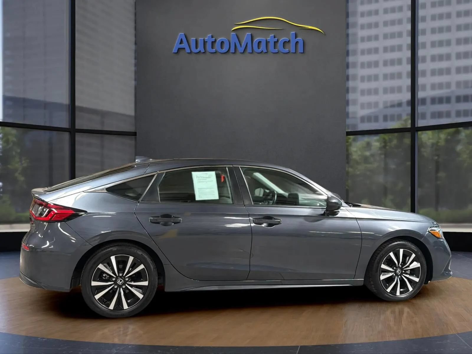 Used 2024 Honda Civic EX-L image 11