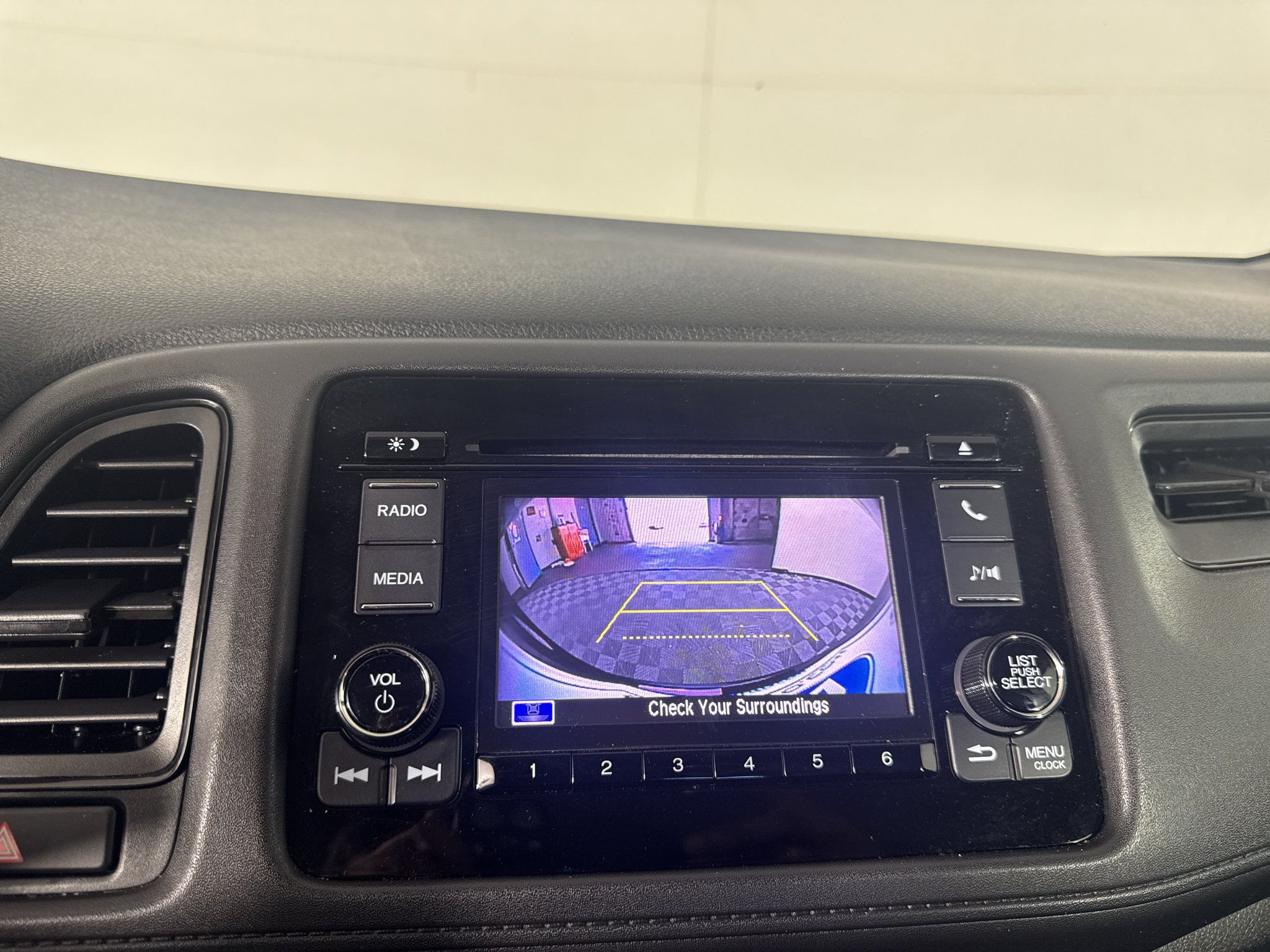 Used 2022 Honda HR-V LX image 26